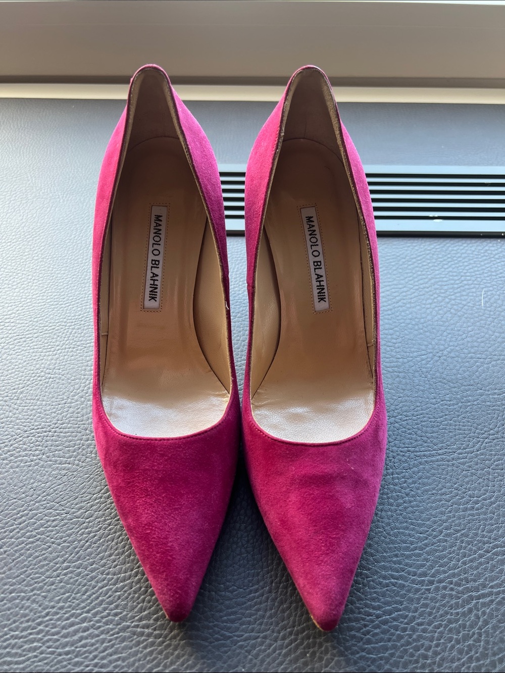 Manolo Blahnik Fuchsia Suede Pointed-Toe Pumps